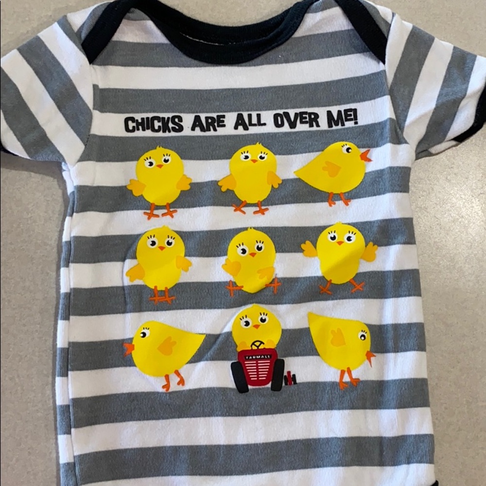 Case international newborn shirt